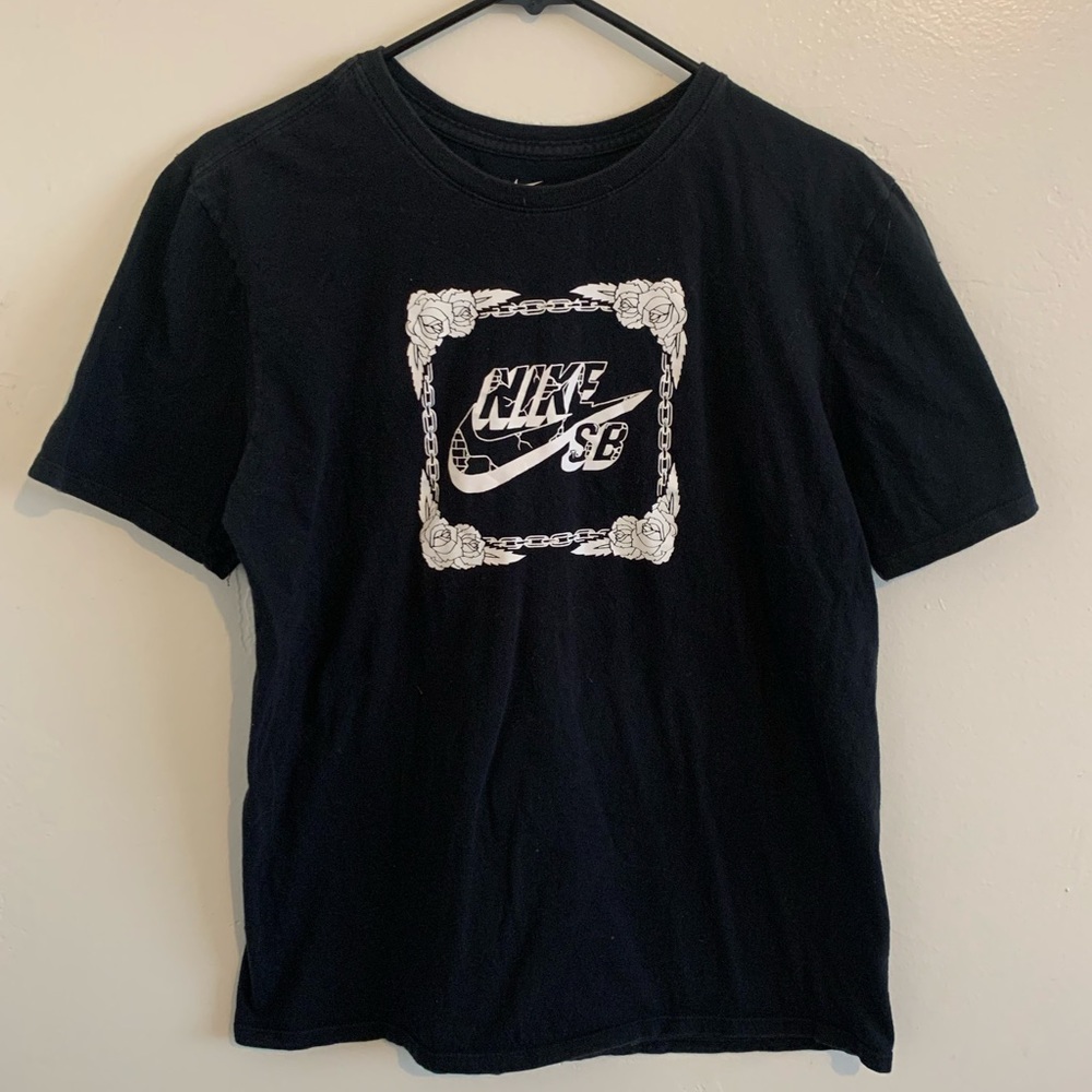 Nike SB shirt
